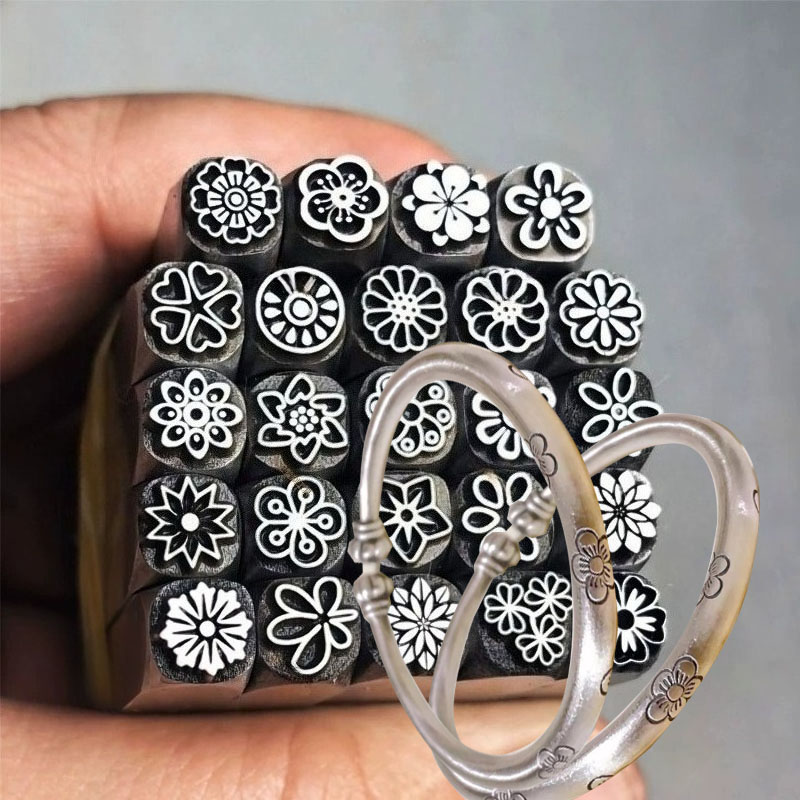 Leatherwork Flowers - 5/7mm Çiçek Desenli Metal Damgalama Aleti