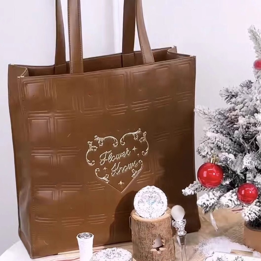 Flowerknows Seyahat Çantası Pe - Leatherwork Flowers incelemesi ve fiyatı