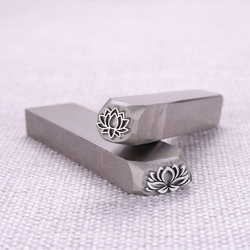 Lotus Çiçeği Tasarım Metal Pul - Leatherwork Flowers incelemesi ve fiyatı